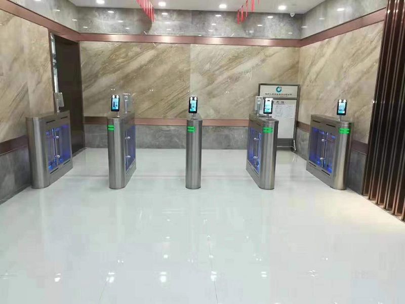 摆闸和人脸识别